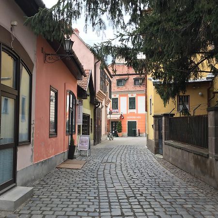 Macskako Apartman Эгер Экстерьер фото